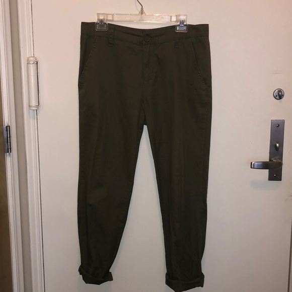 Olive green BDG trousers, lightly worn, size 28. - Picture 1 of 5